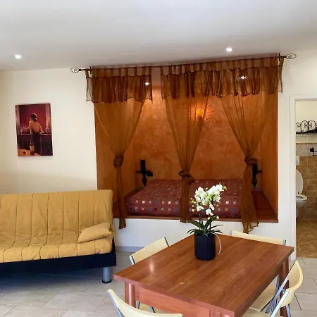 Residenza Costarossa